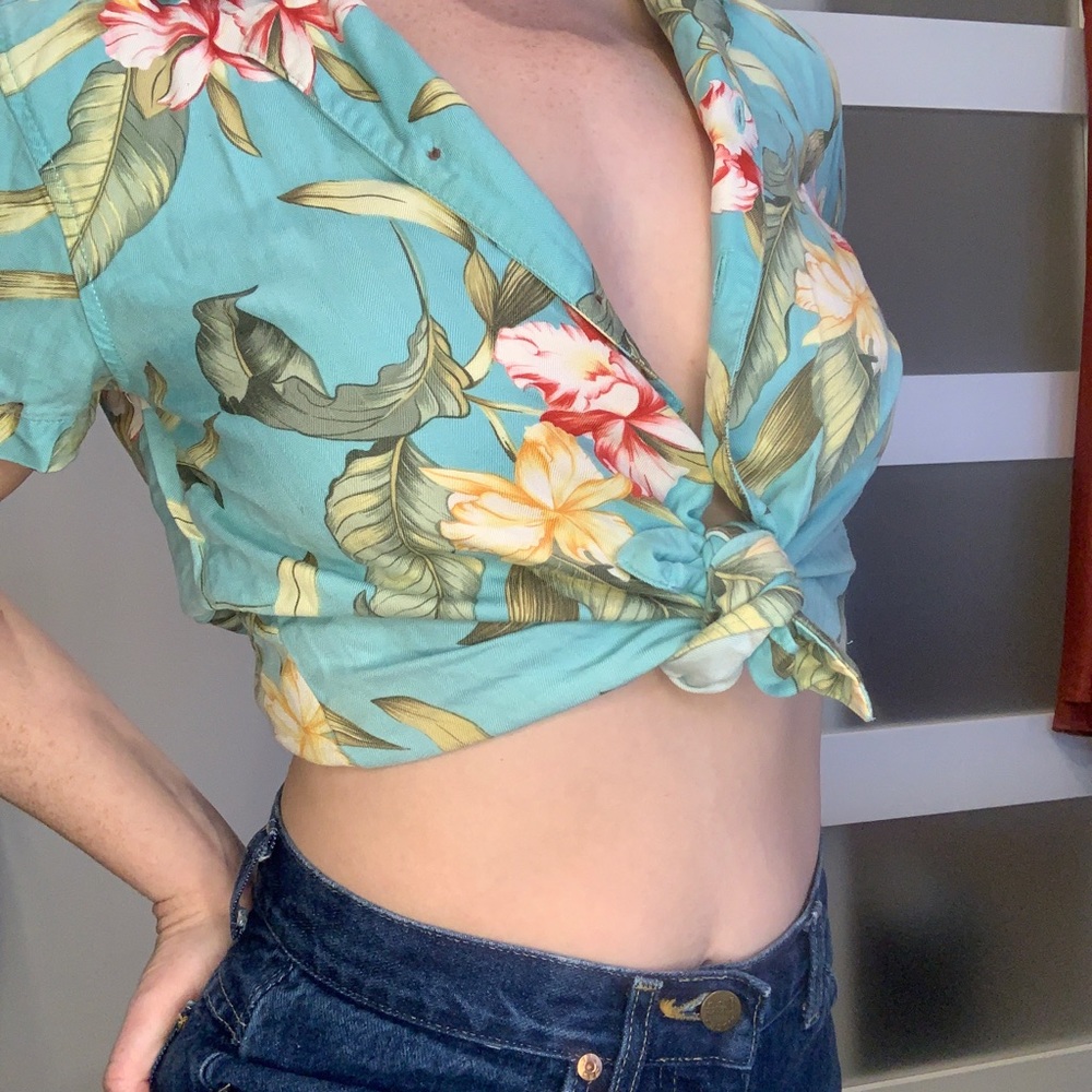 S Y2K Hawaiian Button Up.